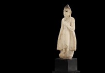Stående buddha, BA13 PRIS 13.000 Kr.